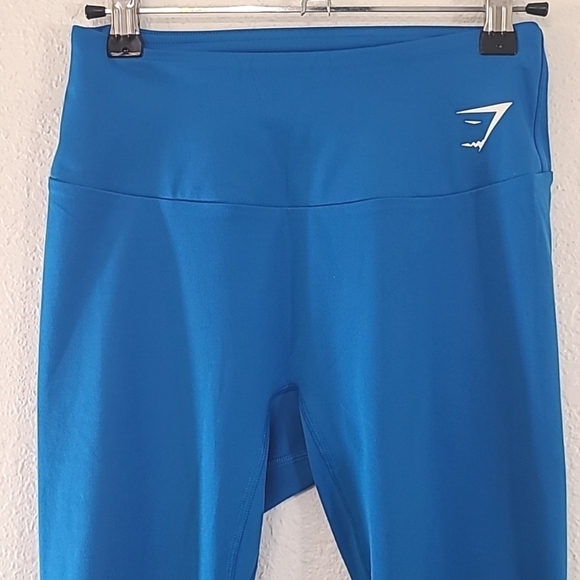 GYMSHARK Blue Capris Activewear Leggings, size XS - Picture 2 of 4